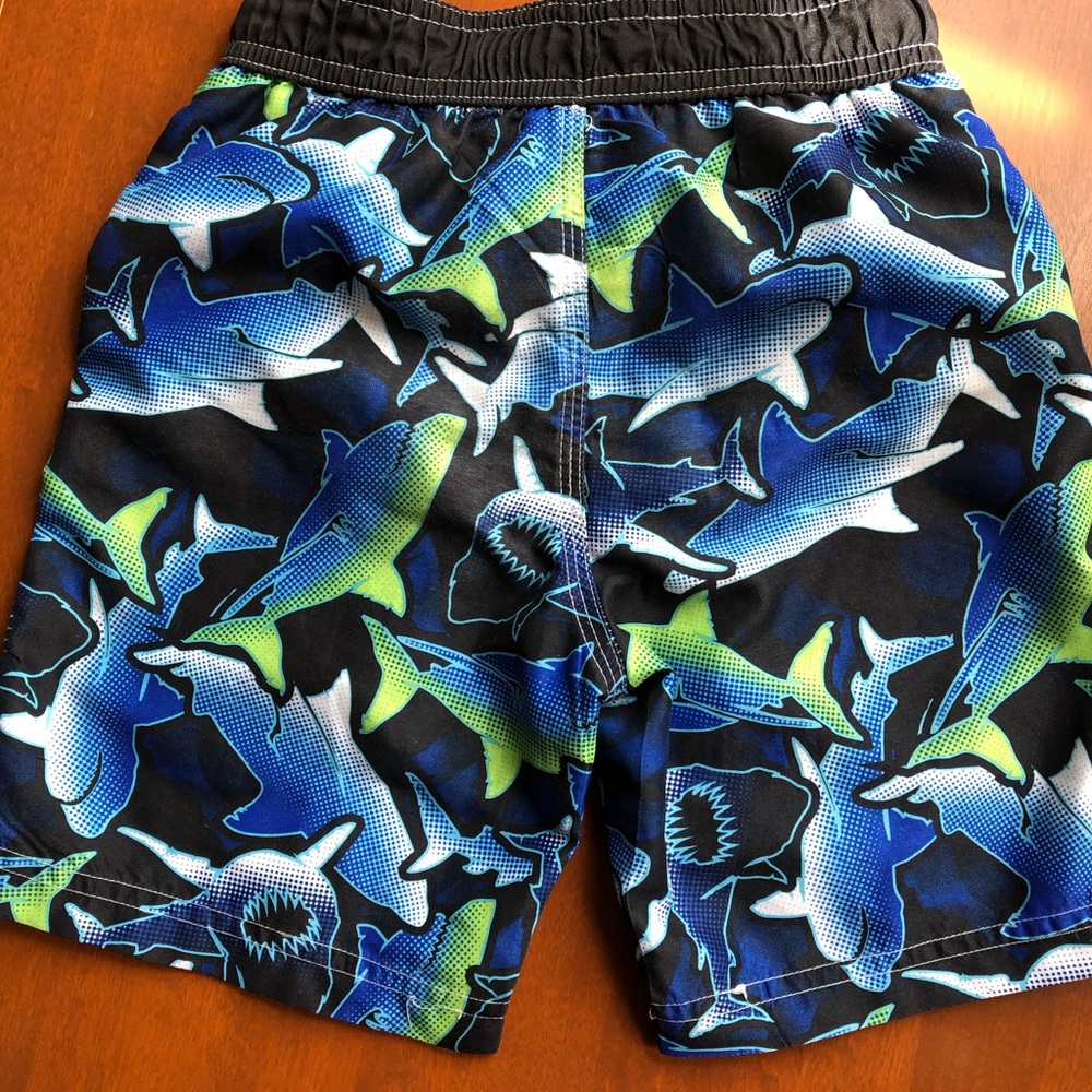 Exertec Swim Trunks & Rash Guard Size S (4/5) - Picture 3 of 7